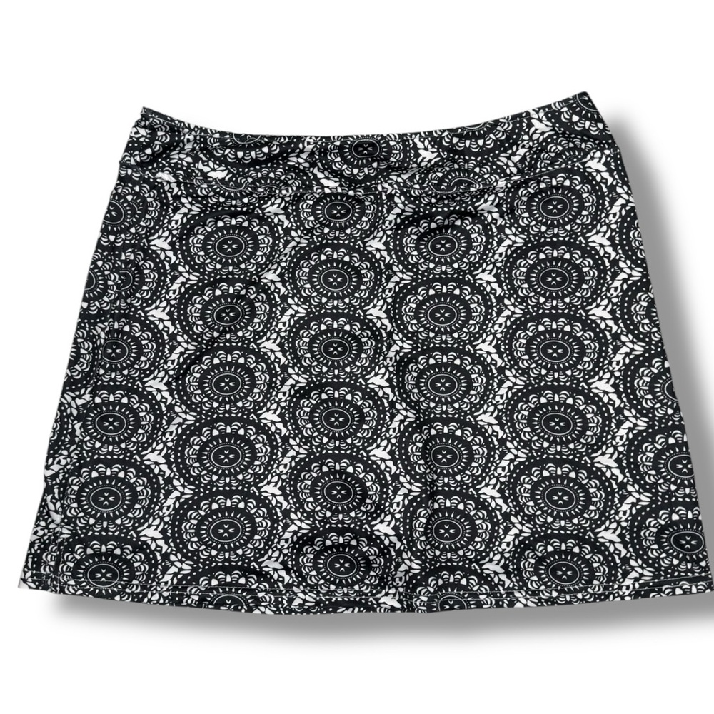 Oyamiki Women's Active Athletic Skort Black White Size Large